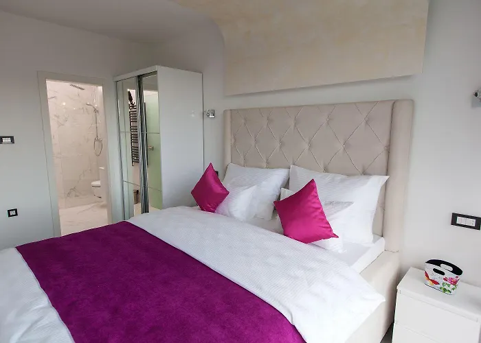 Exklusive Privatvilla In Wunderbarer *