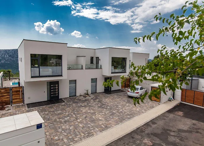 Exklusive Privatvilla In Wunderbarer 펜션 *