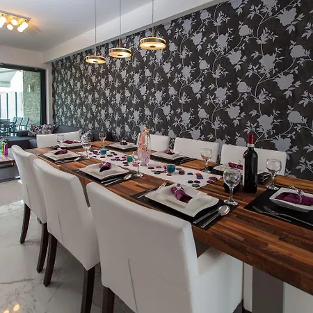 Feriehus Exklusive Privatvilla In Wunderbarer *