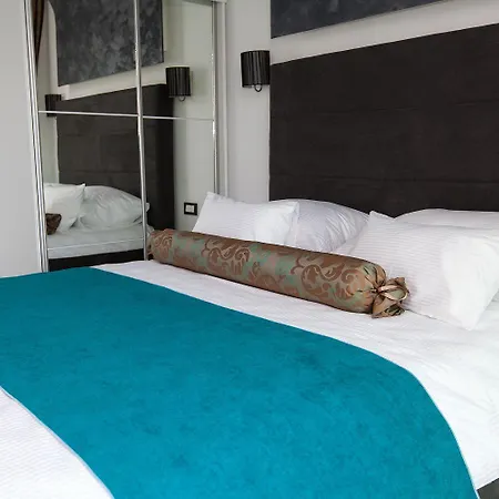 Exklusive Privatvilla In Wunderbarer