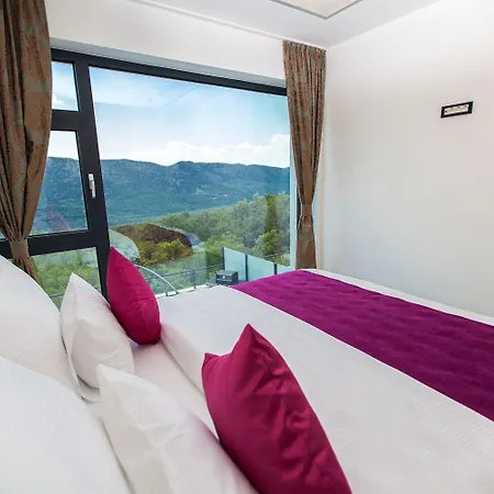 Exklusive Privatvilla In Wunderbarer *